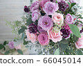 Bouquet of pink roses 66045014