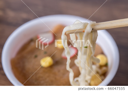 [Cup noodle udon] 66047335