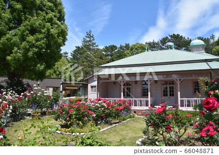 Western rubber in the Meiji era, tangible cultural property, Yokohama Rubber Memorial Western rubber in the Meiji era, tangible cultural property, Yokohama Rubber Memorial 66048871