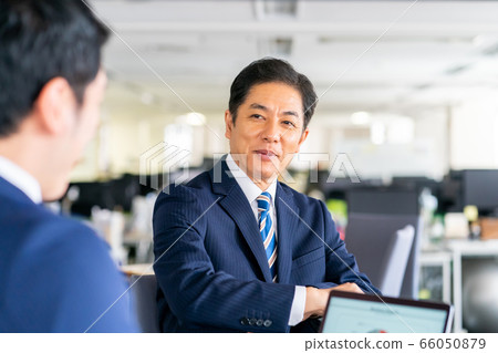 商務人士 商人 男性白領 66050879