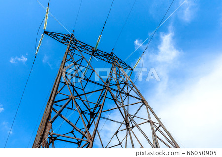 A high-voltage electricity tower A high-voltage electricity tower 66050905