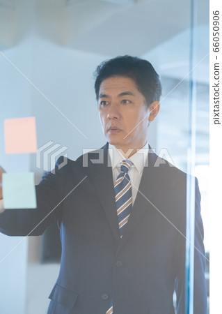 商務人士 商人 男性白領 66050906