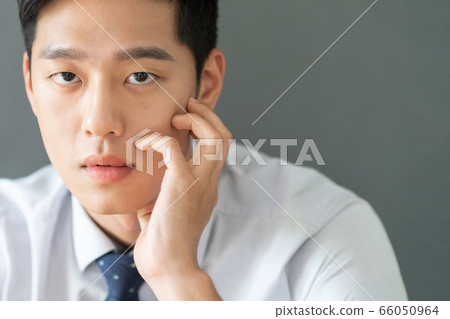 商業美麗的年輕人 商業美麗的年輕人 66050964