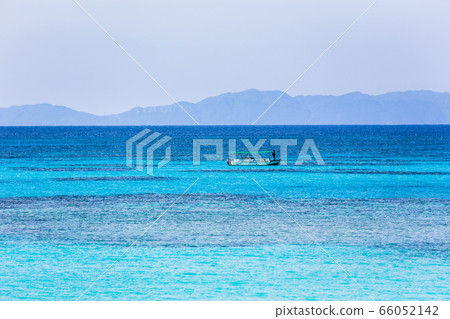 西濱,日本最南端,沖繩縣Hateruma島 西濱,日本最南端,沖繩縣Hateruma島 66052142