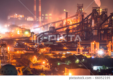《Hiroshima Prefecture》Fukuyama City/Night view of the factory《Steelworks》 66052195