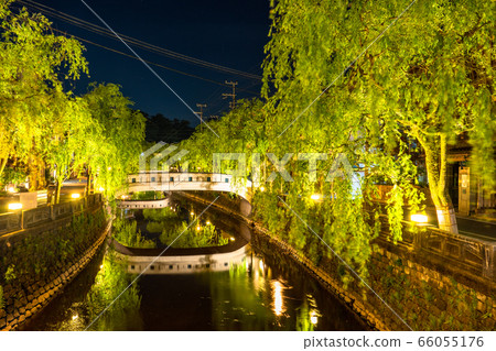《Hyogo Prefecture》Fresh green Kinosaki hot spring/hot spring town 66055176