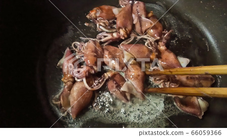 富山灣螢火蟲魷魚（黃油炒） 66059366