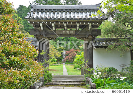 [伊勢寺]滋賀縣東密市伊勢町 66061419