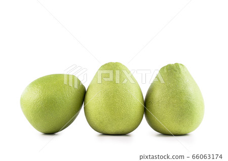 Pomelo mid-autumn festival white background go back pomelo isolated clipping path 切り抜き 66063174