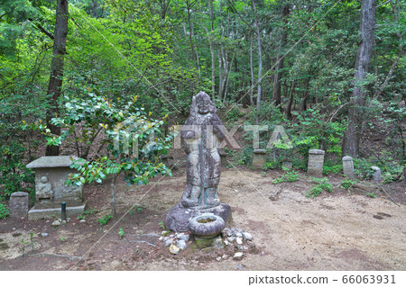 [Ishitoji Temple] Ishitou Town, Higashiomi City, Shiga Prefecture 66063931