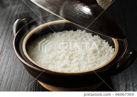Rice cooked in a clay pot Rice cooked in a clay pot 66067369