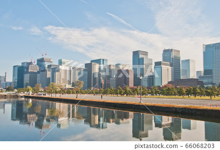 TOKYO, JAPAN - DECEMBER 1, 2018 City skyline skyscrapers TOKYO, JAPAN - DECEMBER 1, 2018 City skyline skyscrapers 66068203