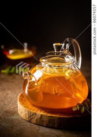 Hot citrus tea Hot citrus tea 66074357
