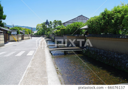 Kamigamo Shrine and shrine town 66076137