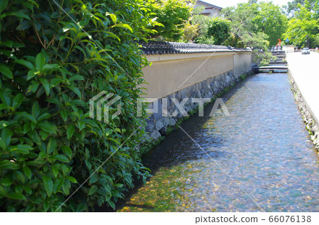 Kamigamo Shrine and shrine town 66076138