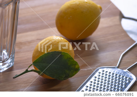 On the kitchen On the kitchen 66076891