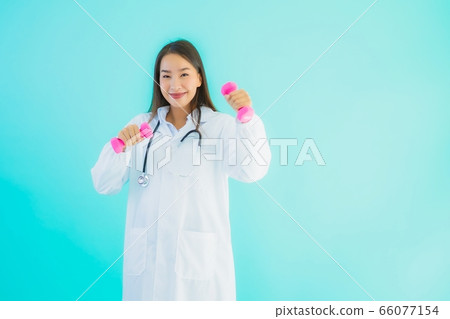 young asian business woman work from home 66077154