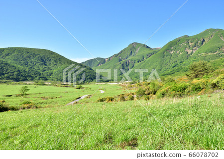 Twelve Bo Gatul Wetlands Bo Gatul Front is Tengugajo 1780m Aso Kuju National Park Hokkein Onsen Twelve Bo Gatul Wetlands Bo Gatul Front is Tengugajo 1780m Aso Kuju National Park Hokkein Onsen 66078702