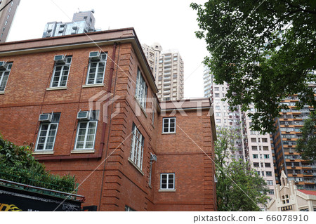31 may 2020 the red brick of kings college at 66078910