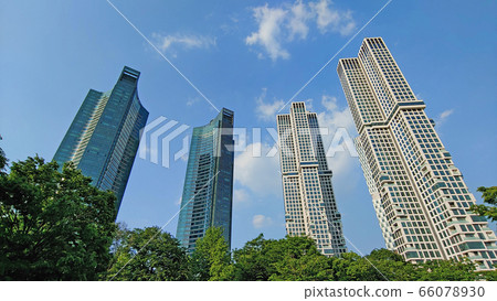 在樹林裡的豪華豪華公寓 在樹林裡的豪華豪華公寓 66078930