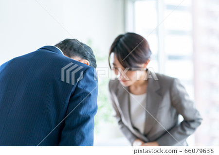 鞠躬 蝴蝶結 弓 66079638