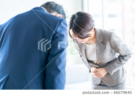 鞠躬 蝴蝶結 弓 66079640