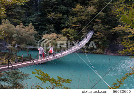 Suspension bridge of a dream 66080660