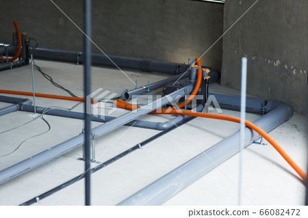 Drainage pipe 66082472