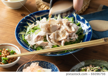 美津濃豬肉沙拉 美津濃豬肉沙拉 66096798