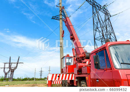 Installation of column for high-voltage Installation of column for high-voltage 66099432