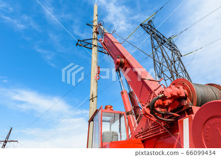 Installation of column for high-voltage Installation of column for high-voltage 66099434