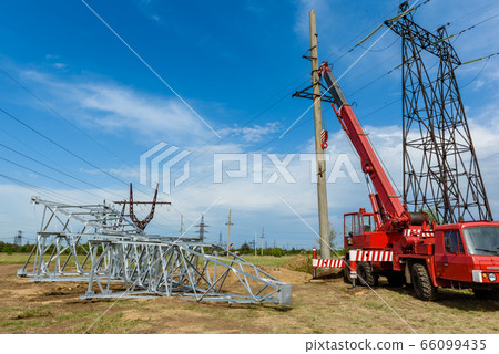 Installation of column for high-voltage Installation of column for high-voltage 66099435