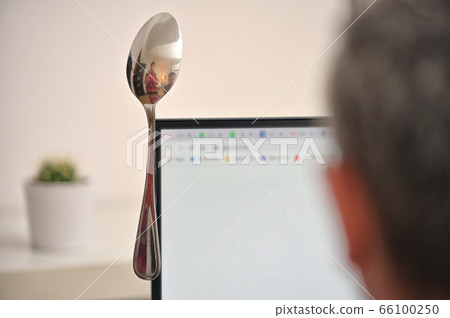 Privacy Protection From Spoon On Monitor Screen 66100250