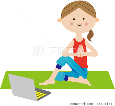 一個女人在在線瑜伽中為Arda Mazzendrasana（半魚王姿勢）做瑜伽 66101154