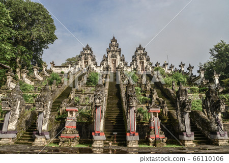 Pura Lempuyang temple Pura Lempuyang temple 66110106