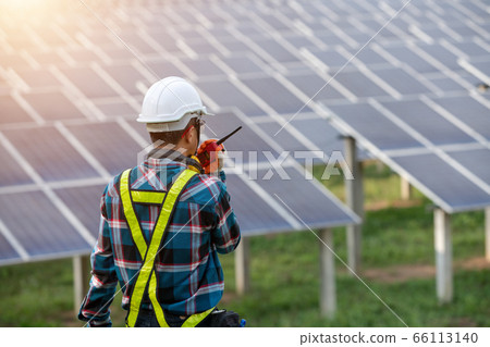Portrait electrical engineers, solar power Portrait electrical engineers, solar power 66113140