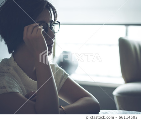 下午室女眼鏡 66114592
