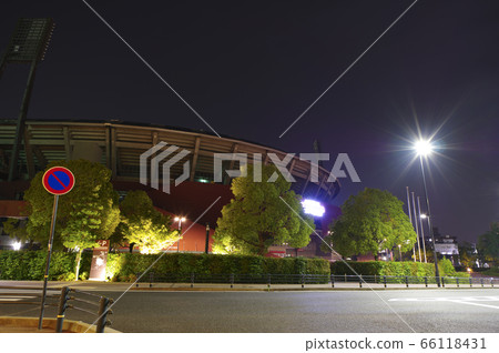 馬自達Zoom-Zoom體育場廣島（馬自達體育場）前視圖 66118431