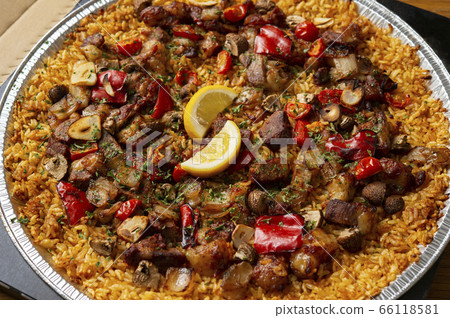 牛排海鮮飯 66118581