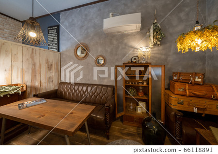 Brocant cafe Brocant cafe 66118891