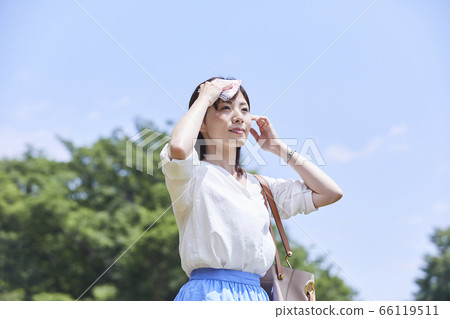 一位新鮮的小姐 一位新鮮的小姐 66119511