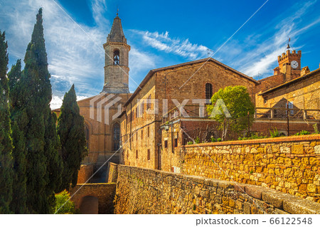 The Cathedral of Pienza. 66122548
