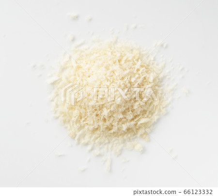 Bread crumbs placed on a white background 66123332