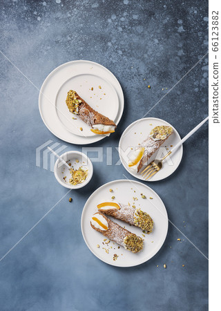 Traditional italian dessert cannoli siciliani 66123882