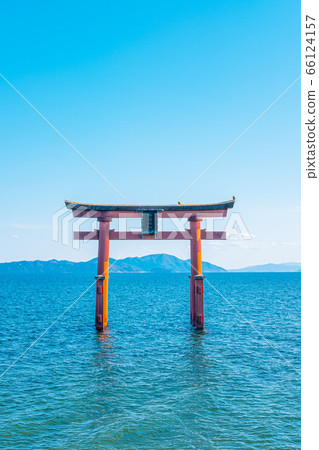 滋賀縣白石神社的大鳥居 滋賀縣白石神社的大鳥居 66124157