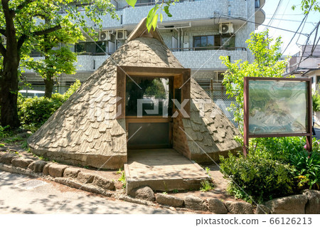 Higashiyama Kaizuka Park 66126213