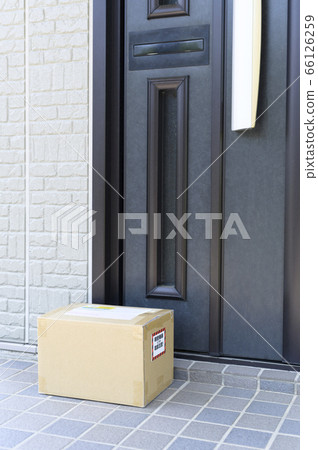 Products that arrive at the entrance (delivery) 66126259