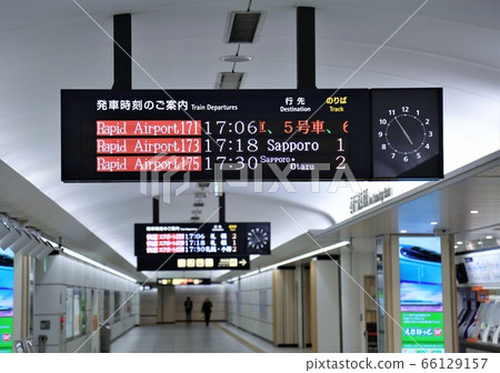 Departure time Electronic bulletin board (JR Hokkaido / New Chitose Airport Station) Departure time Electronic bulletin board (JR Hokkaido / New Chitose Airport Station) 66129157