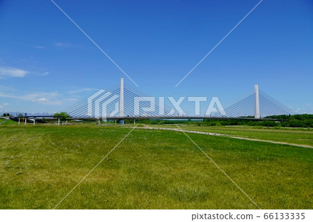 Tokachi Ohashi in early summer Tokachi Ohashi in early summer 66133335