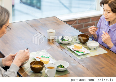 Senior couple meal 66135915
